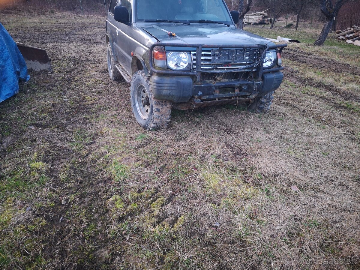 Mitsubishi pajero 2.5