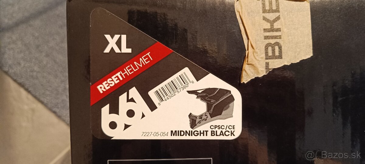 661 prilba Reset Midnight Black 2019