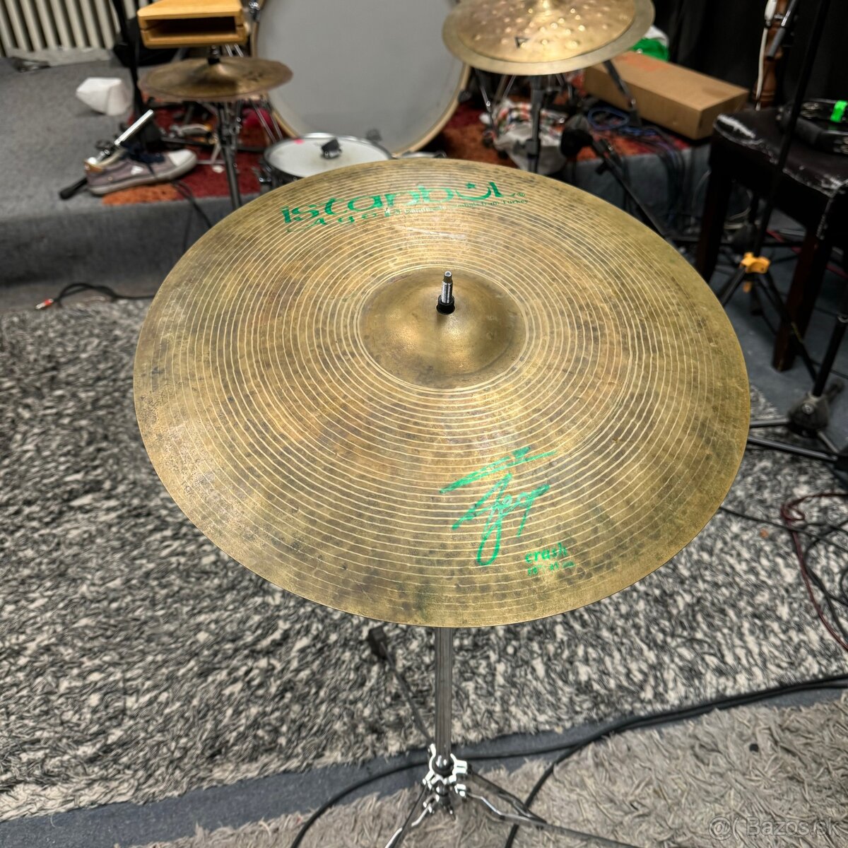 Istanbul Agop - Signature Crash 18”