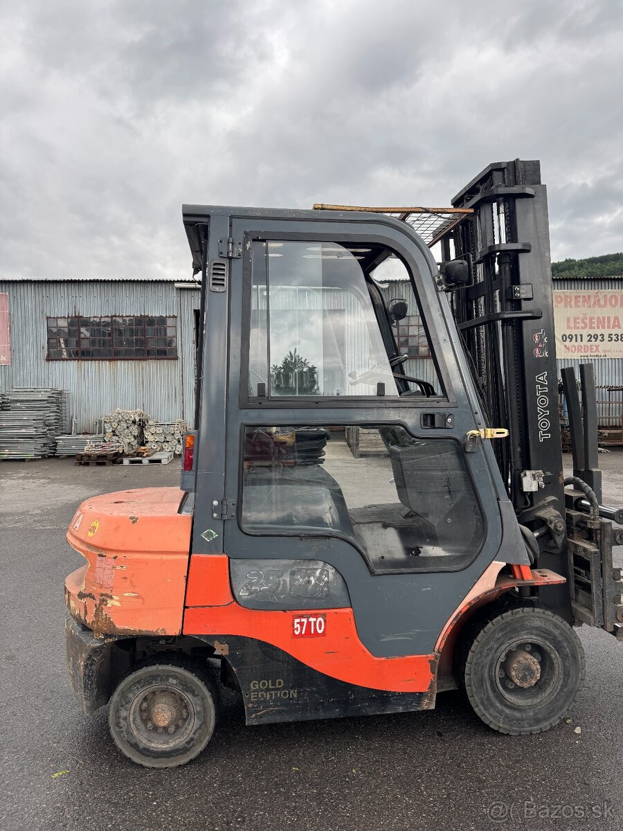 VZV TOYOTA 42-7FGF25