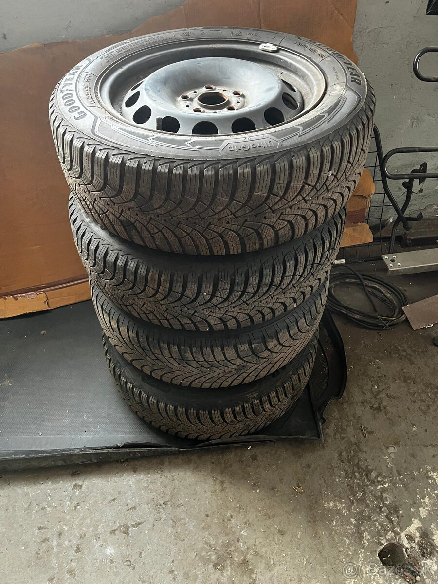 Zimna sada 205/60 r16 original VW