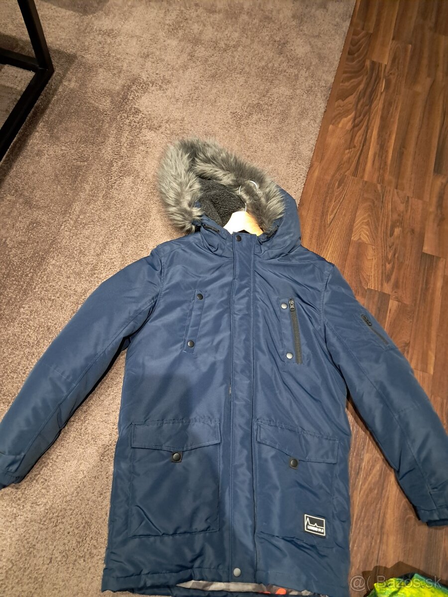 Chlapčenská zimná bunda na 13 rokov