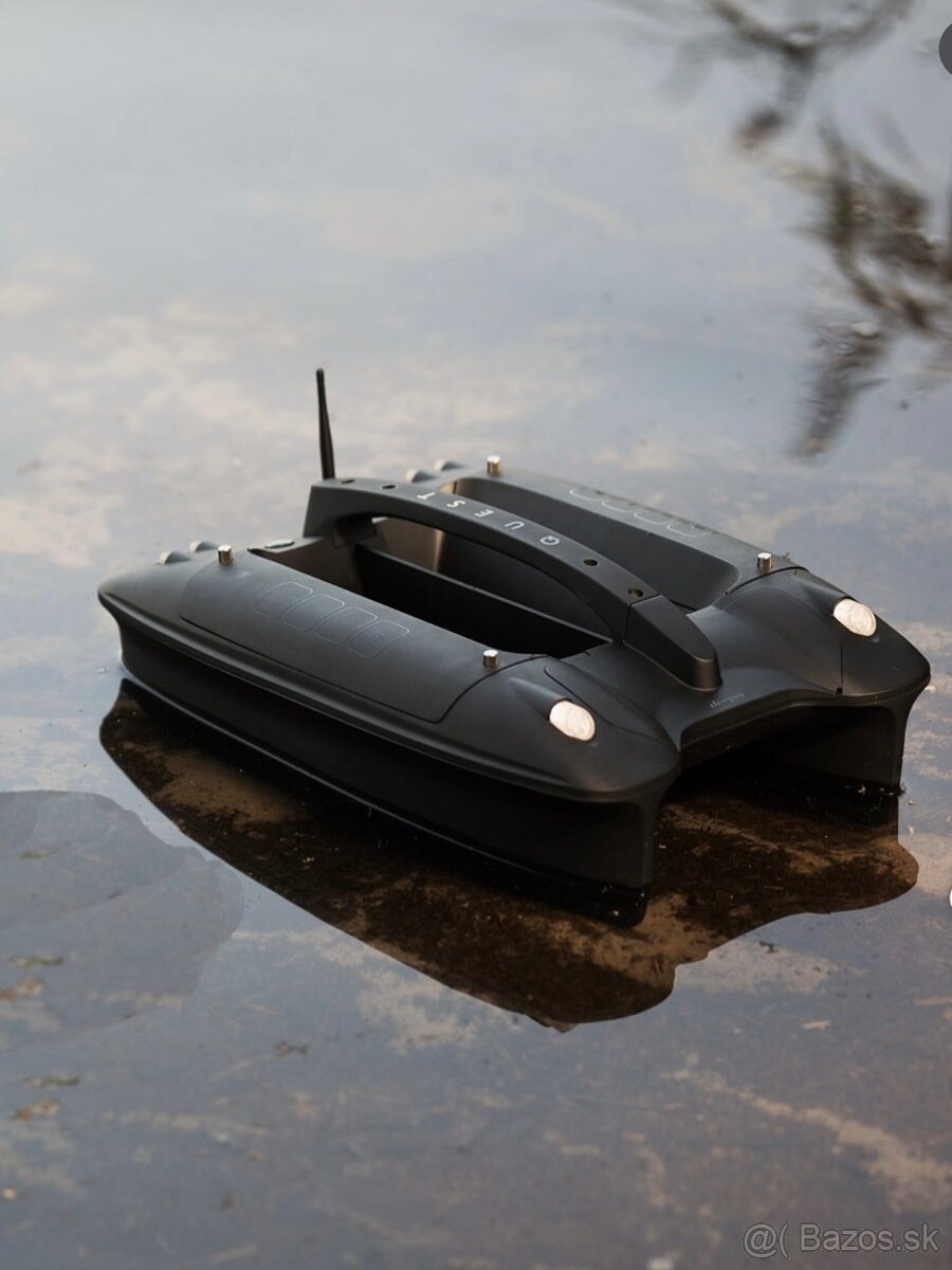 Kúpim Zavážacia loďka Deeper QUEST