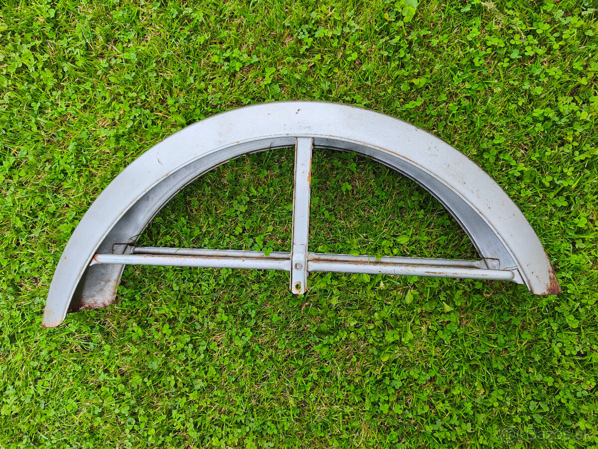 Přední blatník ČZ 175/477  - ULOŽENKA