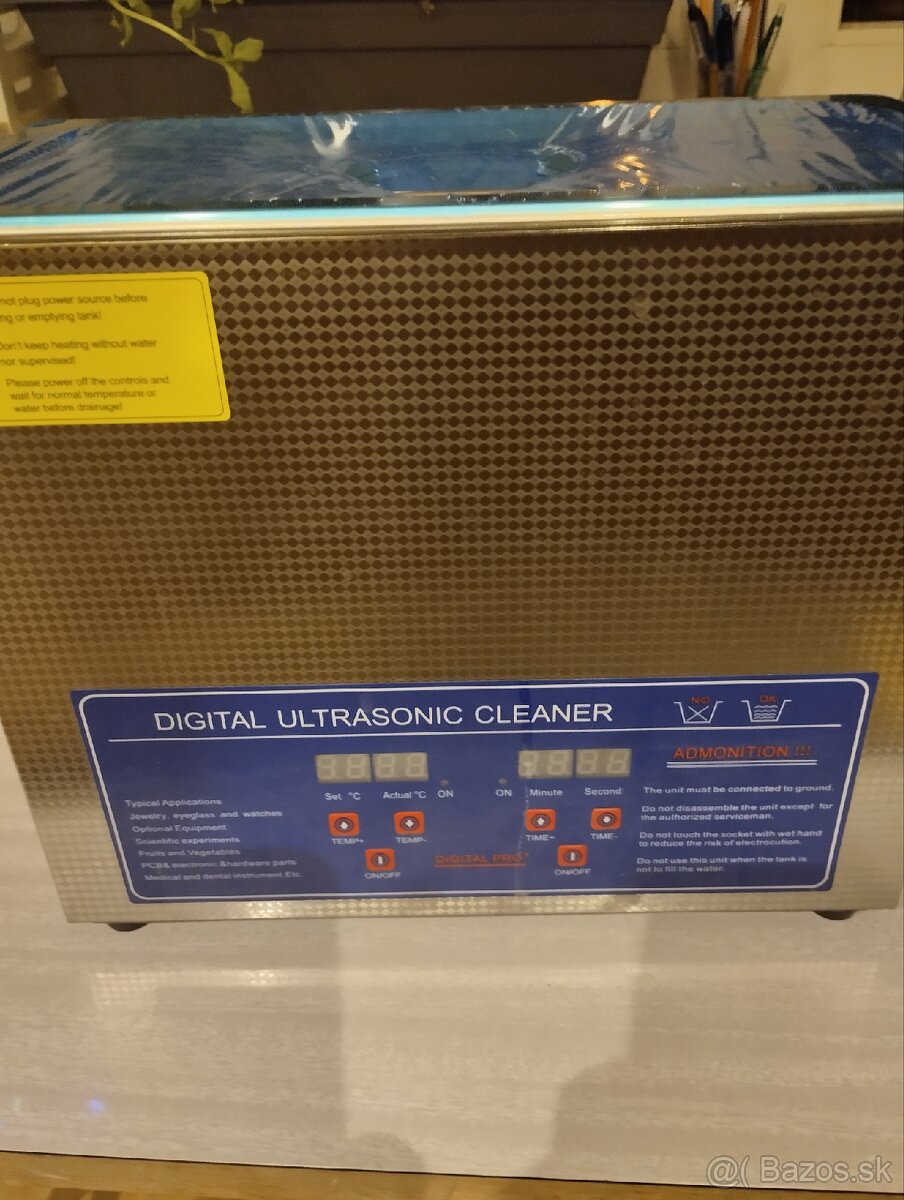 Ultrazvuková čisticka