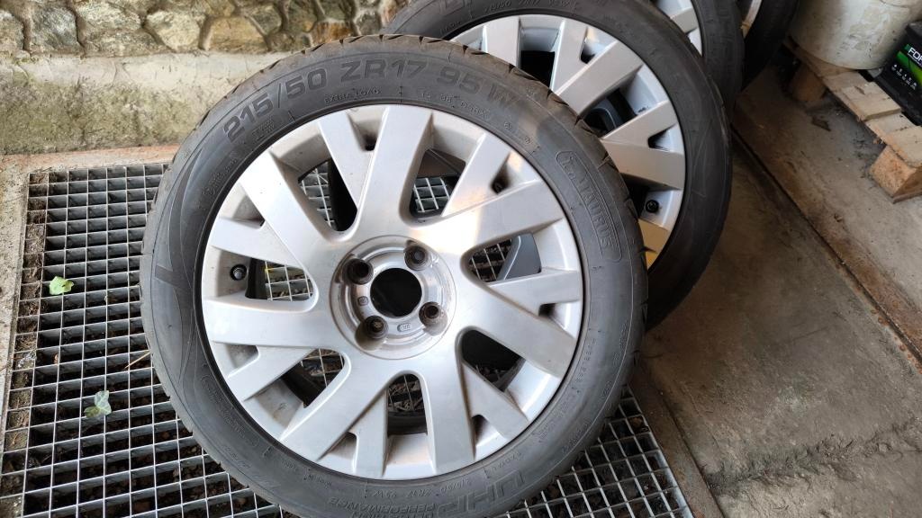 Predám 4 kusy letných pneumatík + elektróny