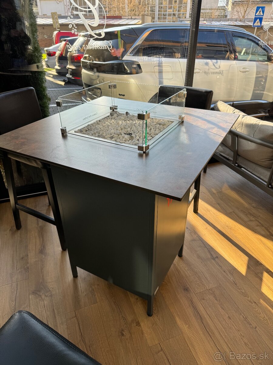 Stôl barový horiacy,teraaa,kaviareň ,reštaurant.