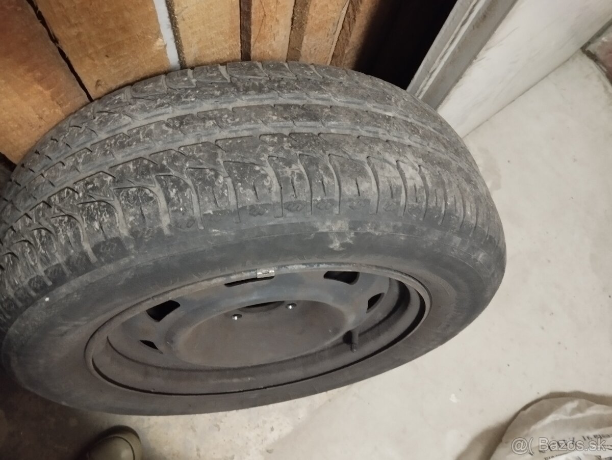 Pneumatiky s diskami značky Kleber