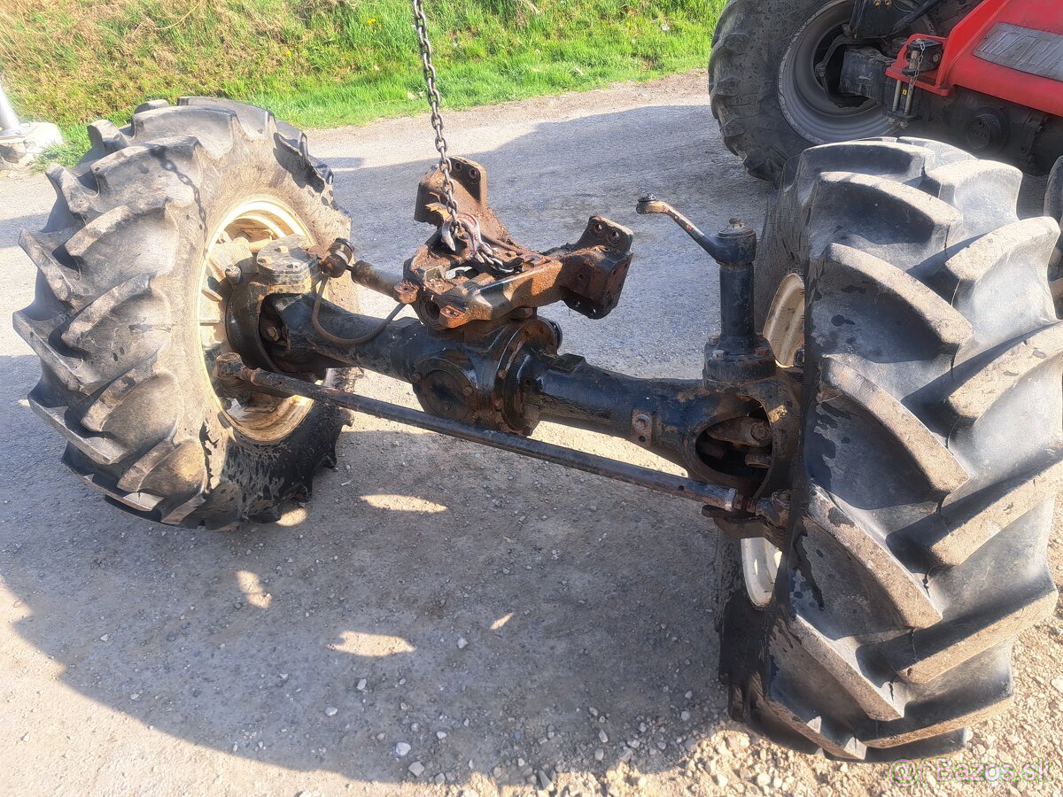 PREDAM PREDNY NAHON,TAZKA PREDNA NAPRAVA TRAKTOR ZETOR