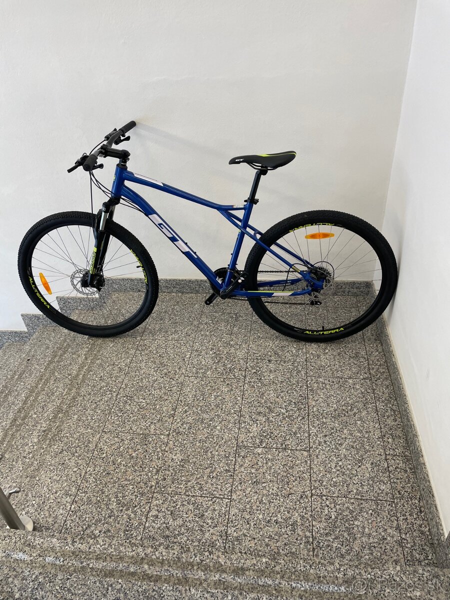 GT AGGRESSOR SPORT BLUE 29" M (17“), L ( 19“), bicykel