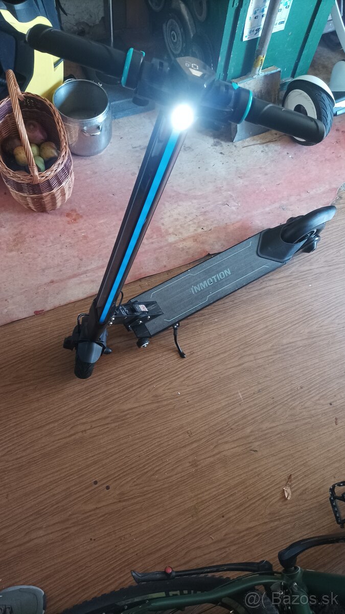 Električká kolobežka Inmotion L8F