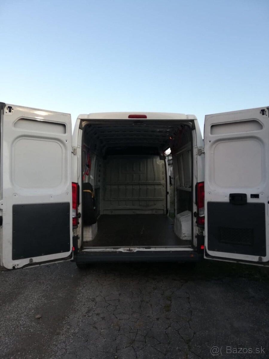 Predám Peugeot Boxer L3H2, r.v. 12/2016