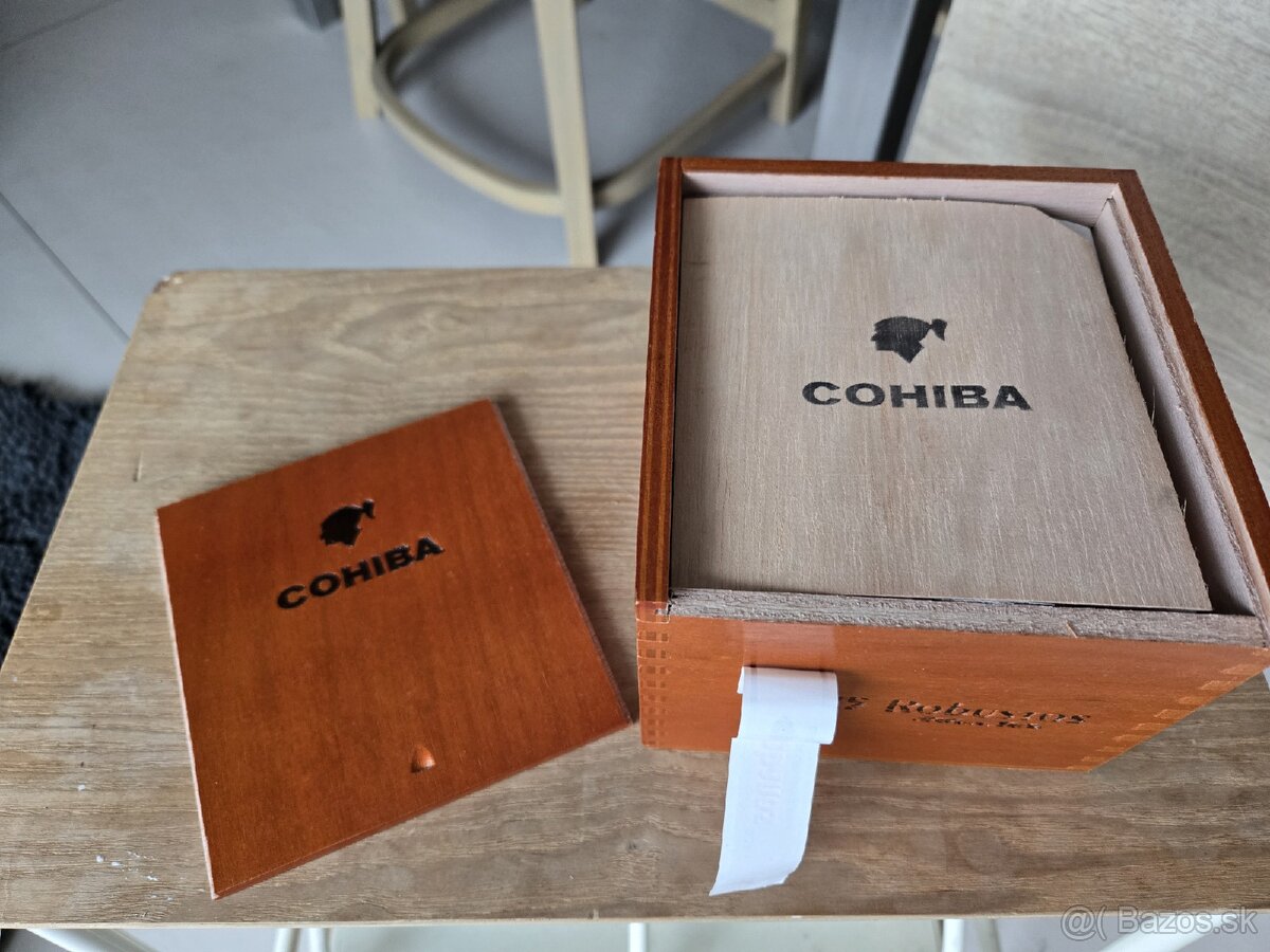 Cohiba Robustos Cigary