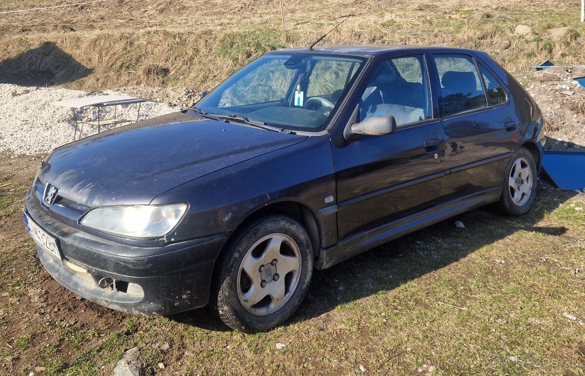 Peugeot 309