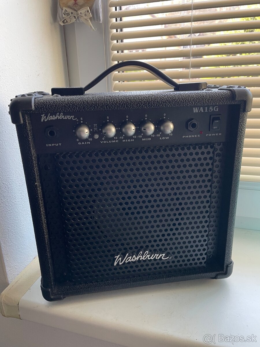 Washburn WA15G Gitarové kombo