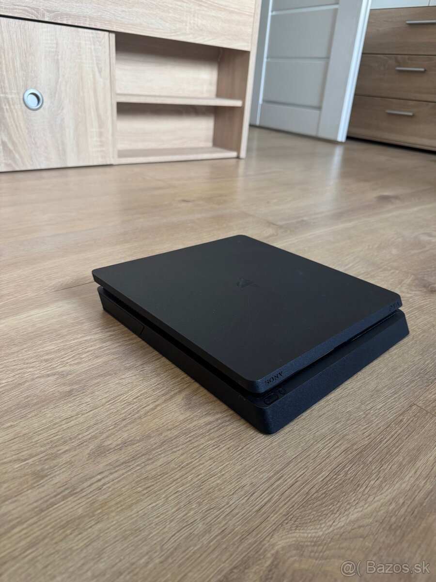 PS4 Slim 1TB