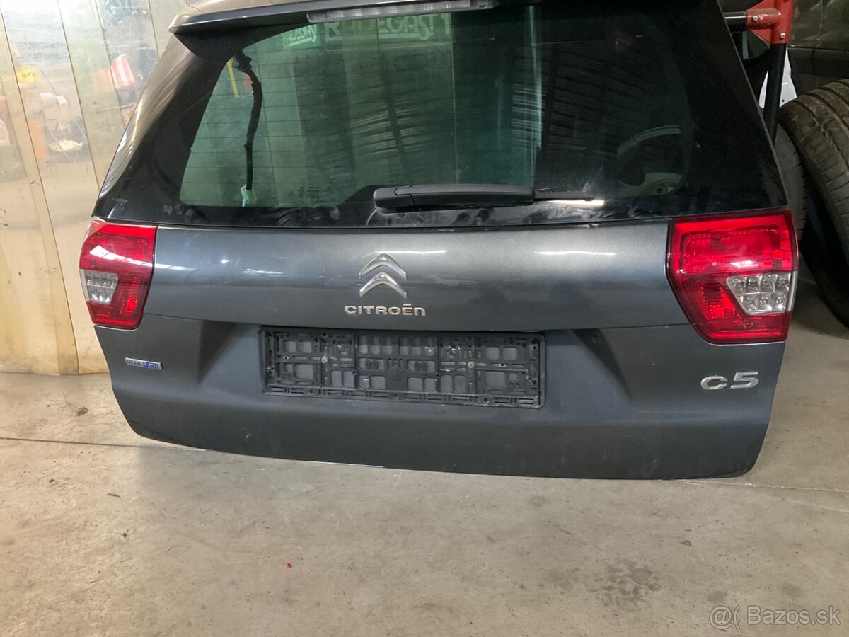 Citroen C5 SW - kufr. Dvere + zadní Naraznik.