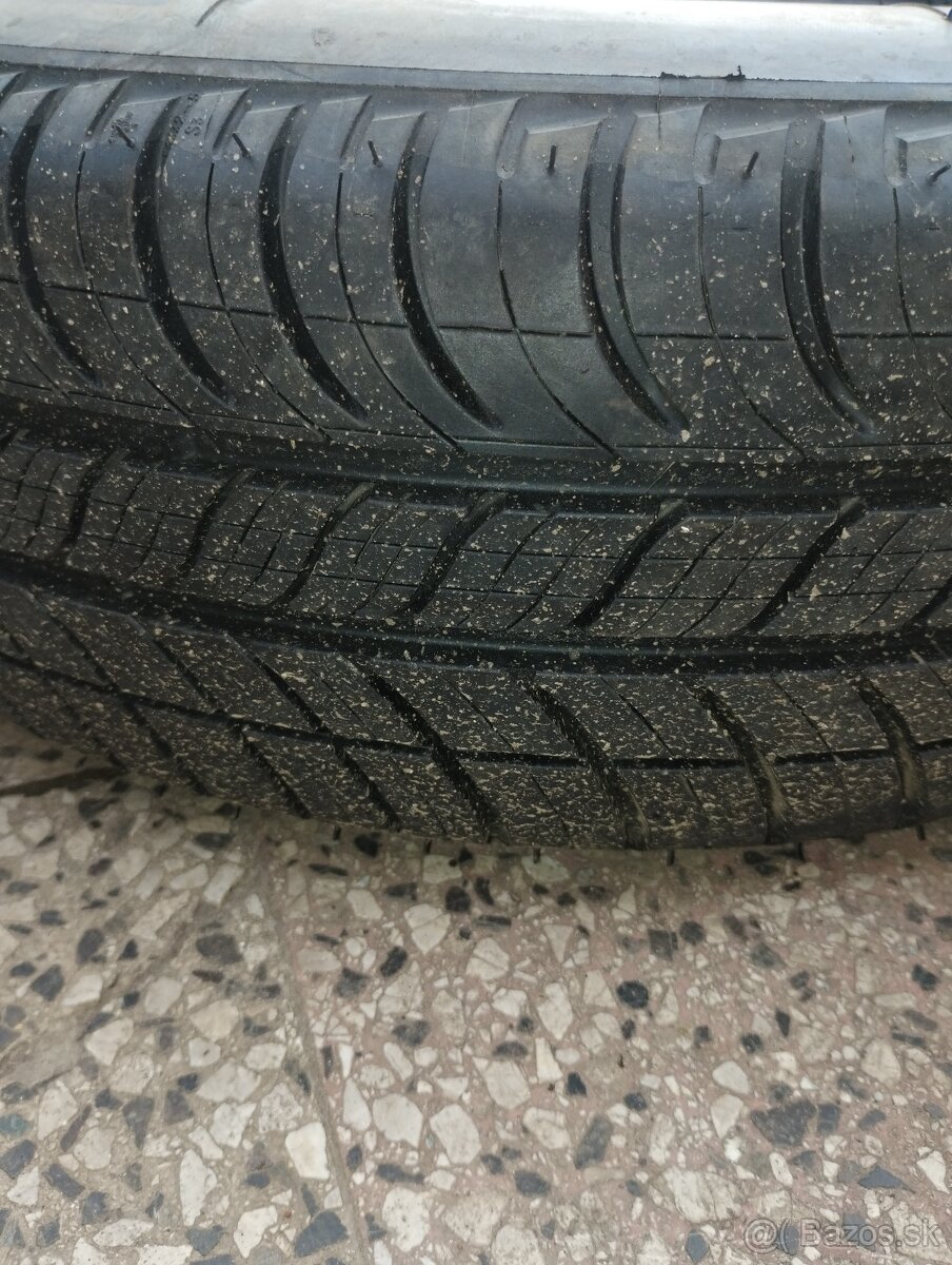 Predám 175/65 r14