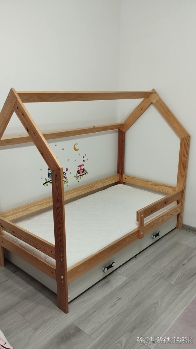 Domčeková posteľ 160x80 + rošt + matrac