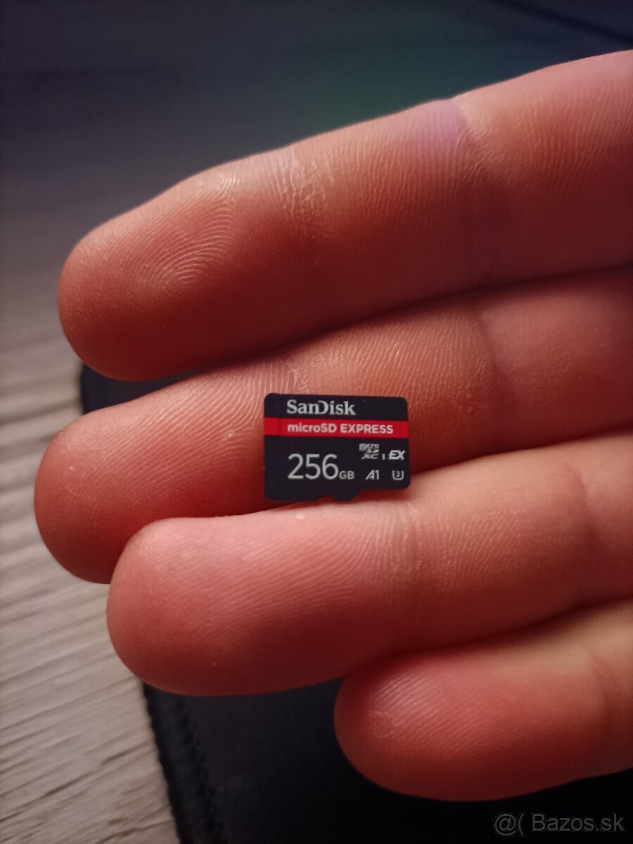 SanDisk MicroSD Express 256GB NVMe