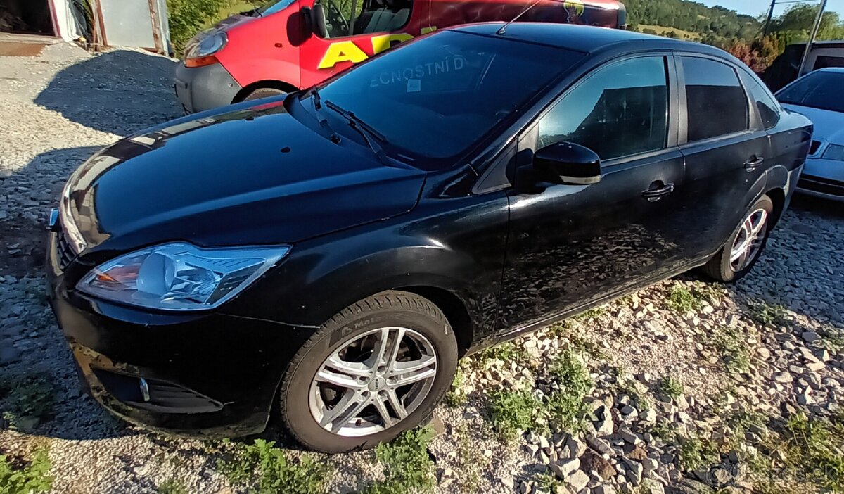 FORD FOCUS SEDAN 1,8TDCI/85KW M5 ROK 2009