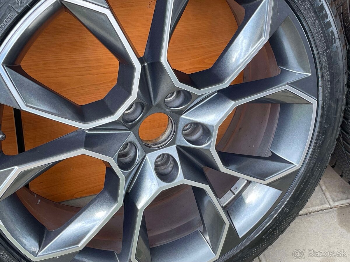 EXTREME GRAU orig.skoda225 40 R19 5x112 7,5j x19 ET 51 VW