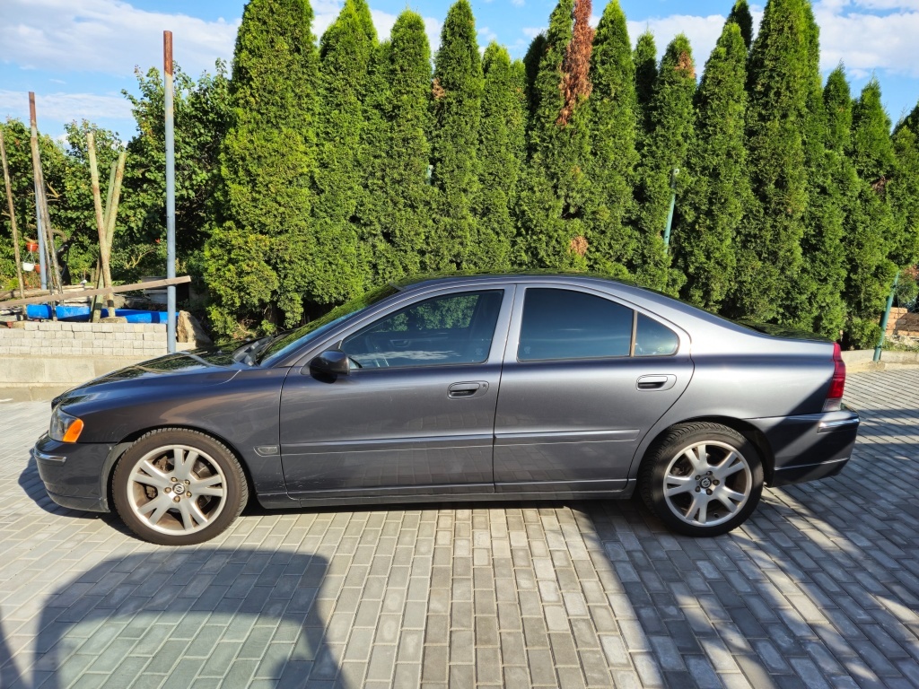 Predám Volvo S60 2005 D5 136 kW Automat