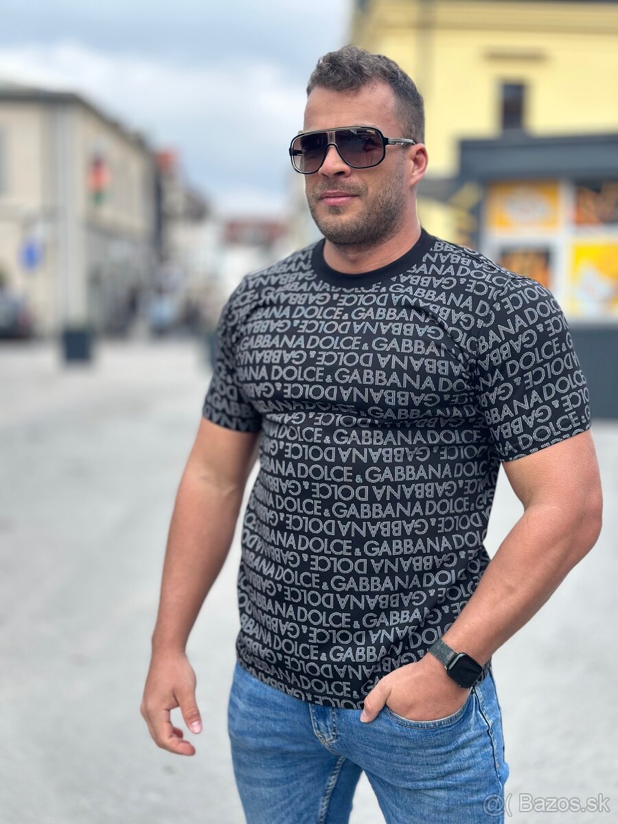 Luxusne tričko Dolce Gabbana čierno sivé nápisy