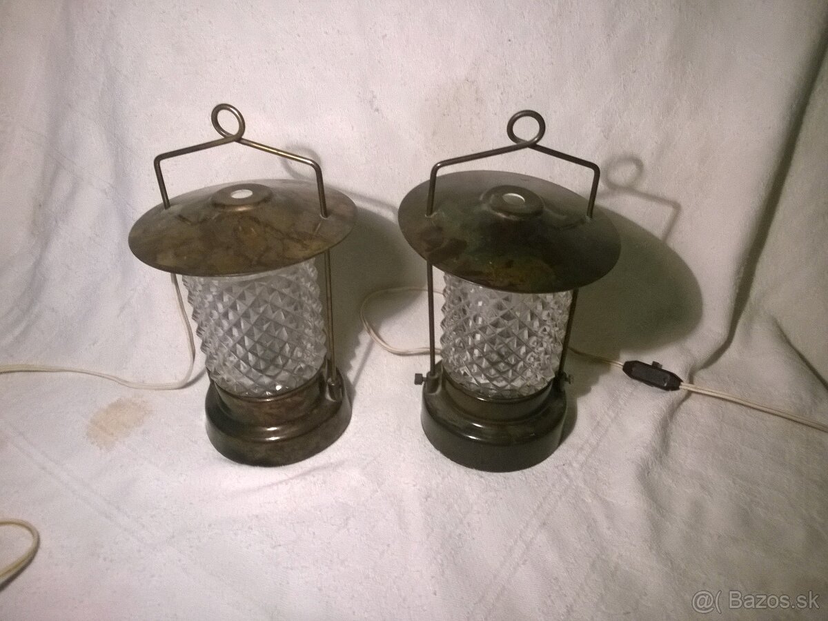 NAPAKO - málo vídané -pár