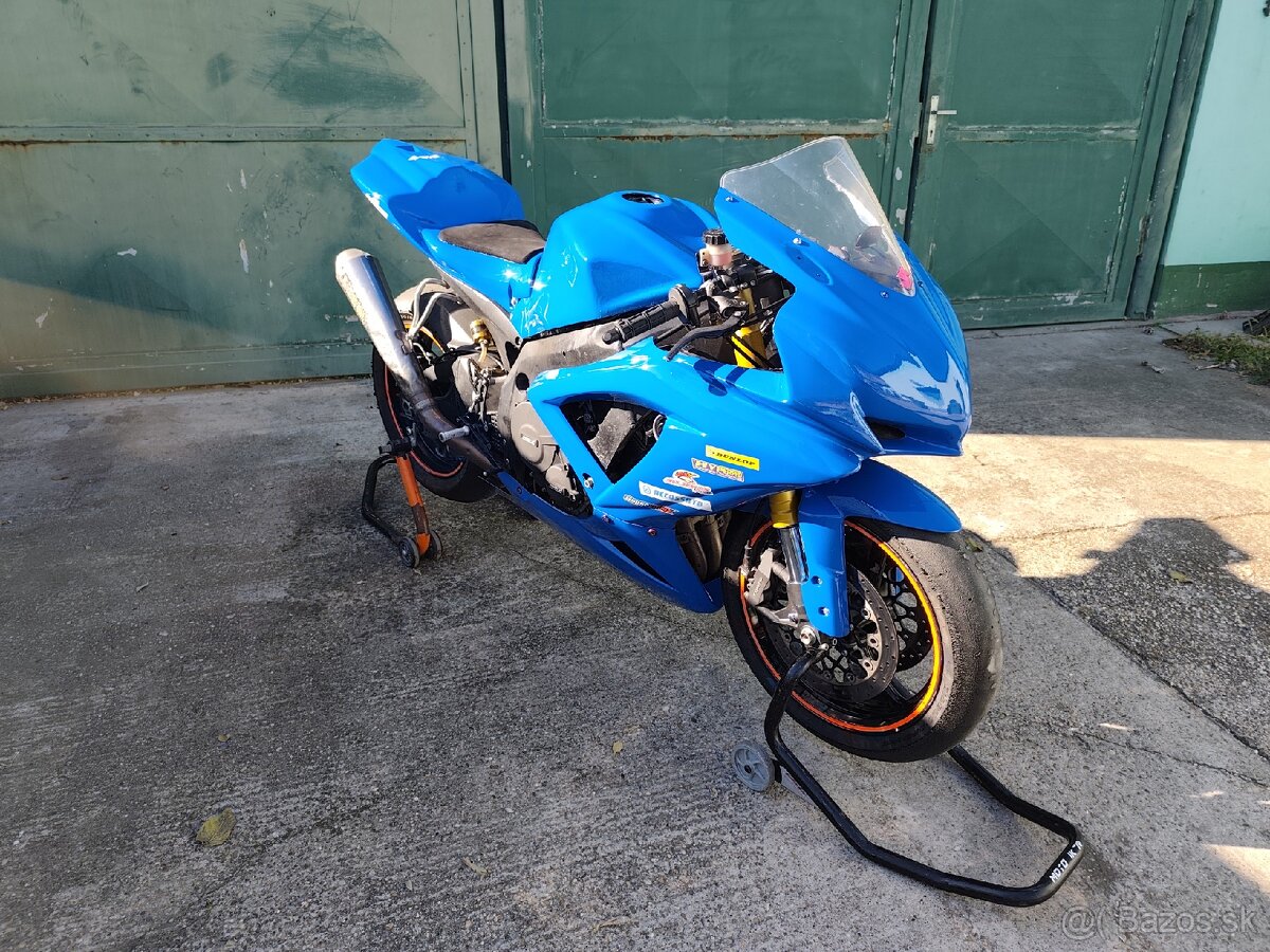 Okruhovka GSX-R 600 K8