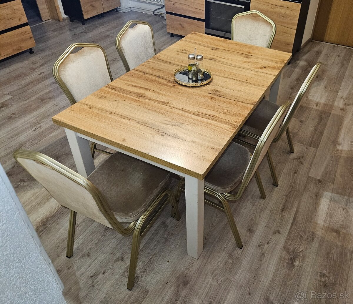 Rozkladací stôl plu Stoličky