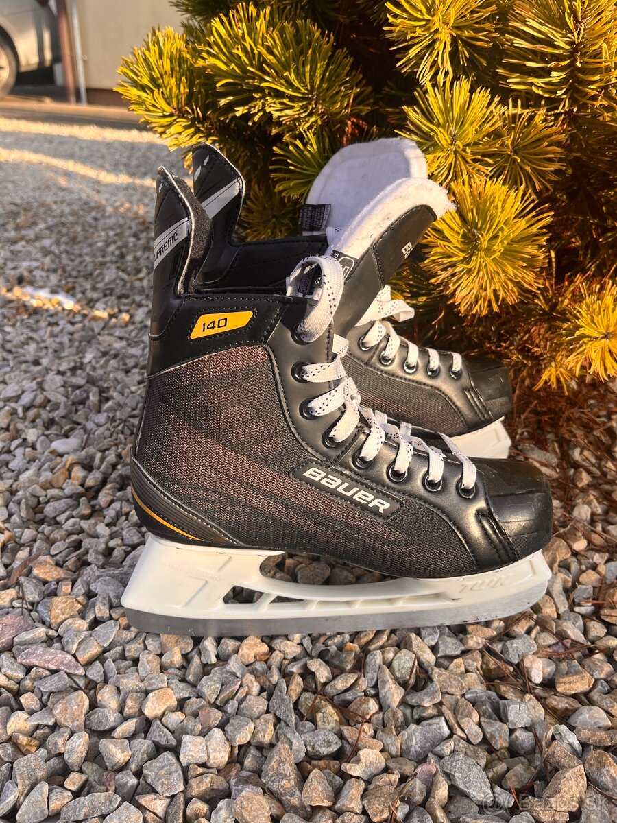 Korčule Bauer, veľkosť 38,5