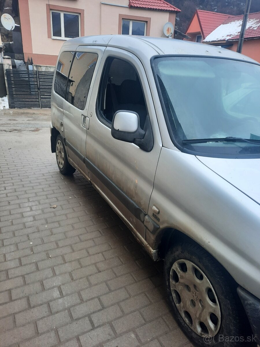 Predám Peugeot partner 1.6 hdi