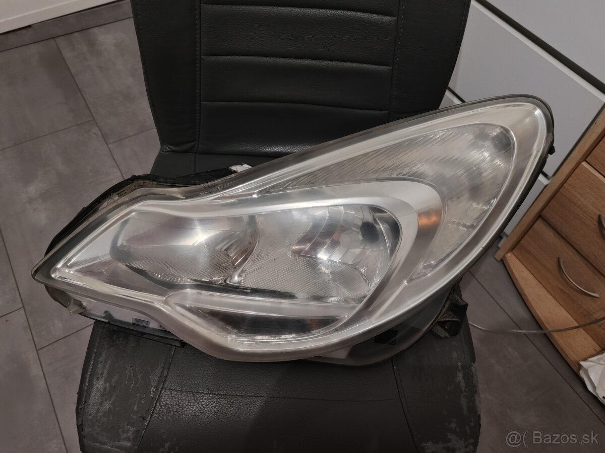 Ľavé svetko opel corsa facelift 2012