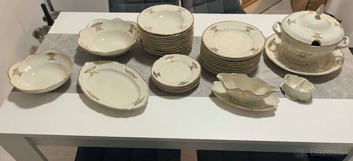 Bernadotte Thun - Zlatý dekor