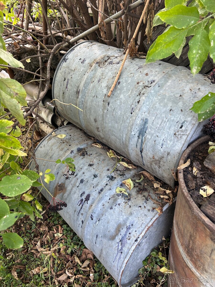 Plechové sudy 200L