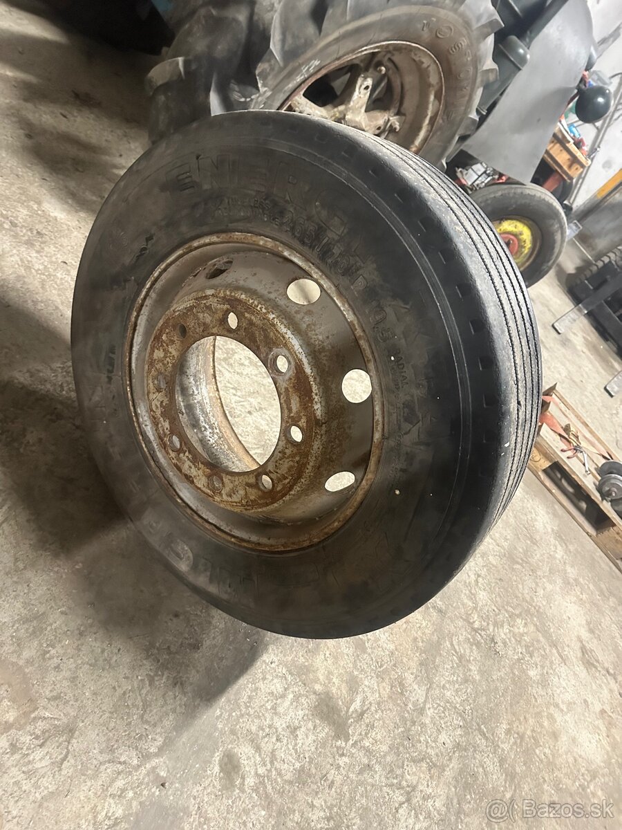 Koleso 265/70 r19,5