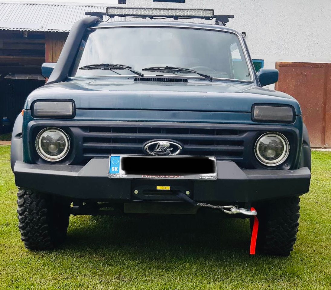 Lada Niva 4x4 URBAN/BRONTO
