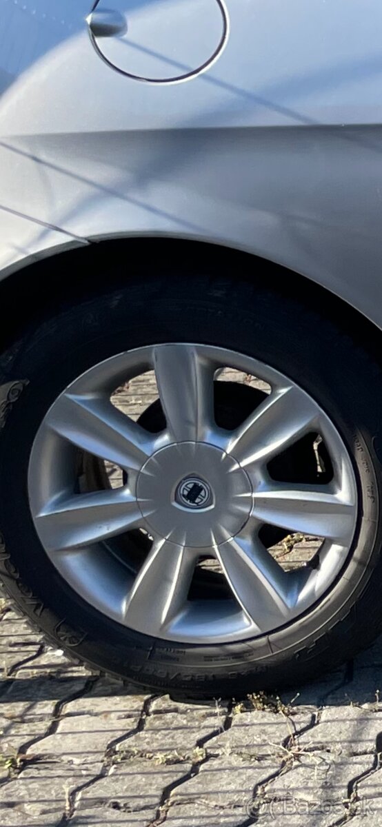 Predam elektrony na fiat lancia 15“