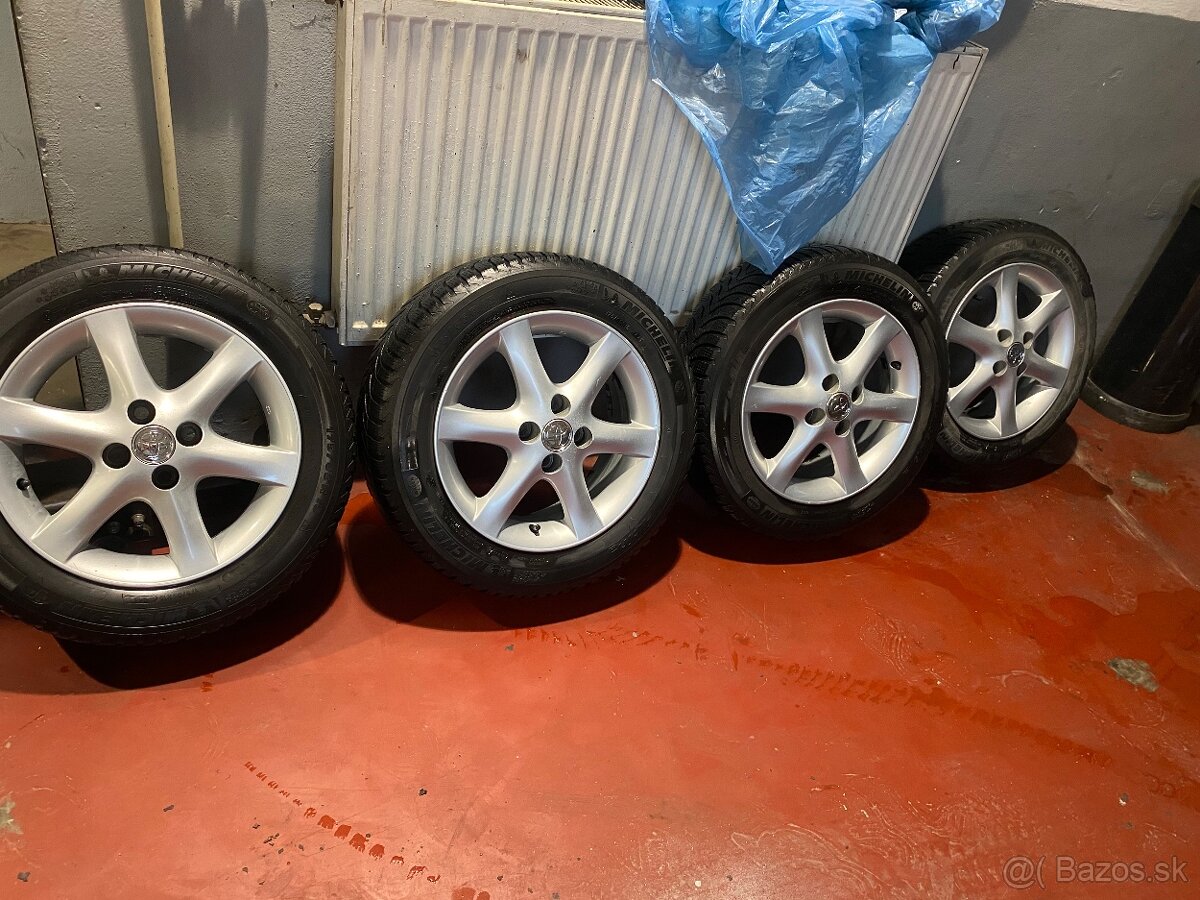 Predám sadu kolies Toyota