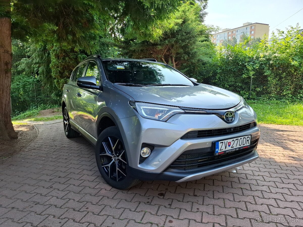 Toyota RAV4, 2.0 benzin, 4x4 AWD. 7st automat
