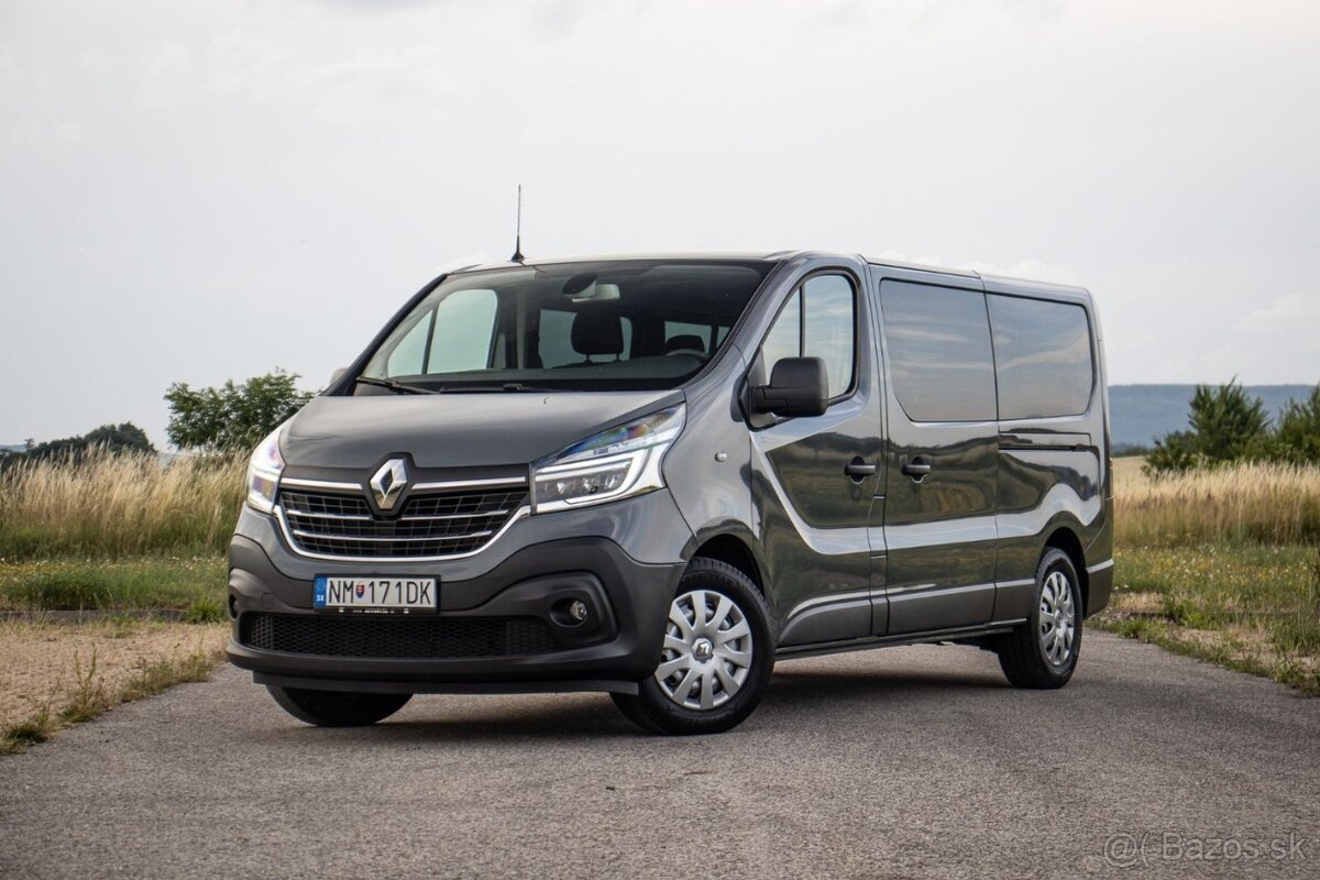 Renault Trafic Minibus