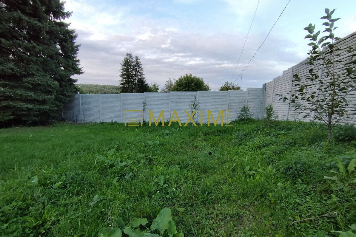 Stavebný pozemok v obci Horné Orešany