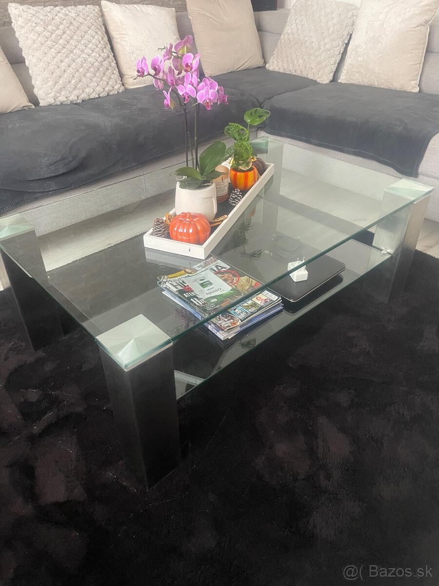 Konferenčný stolík