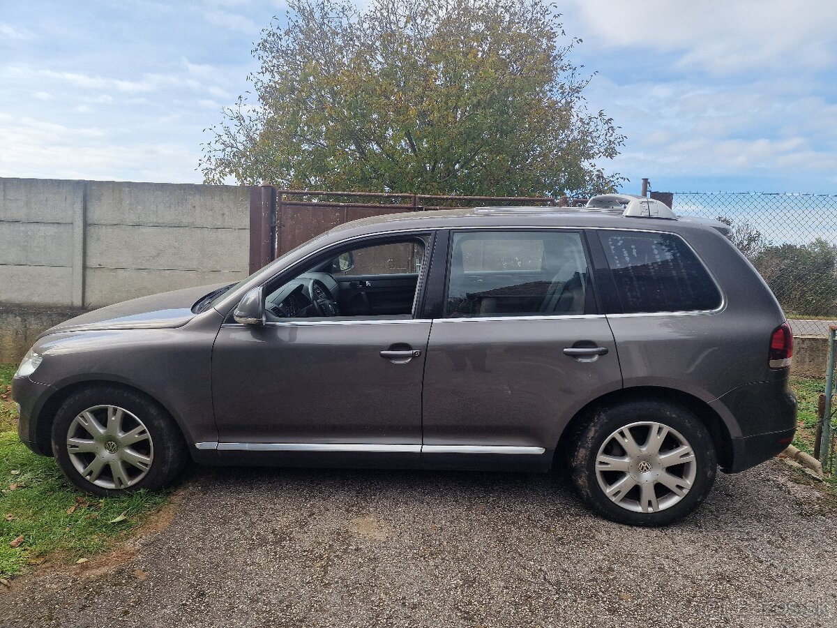 Touareg silny, spoľahlivý, super cena