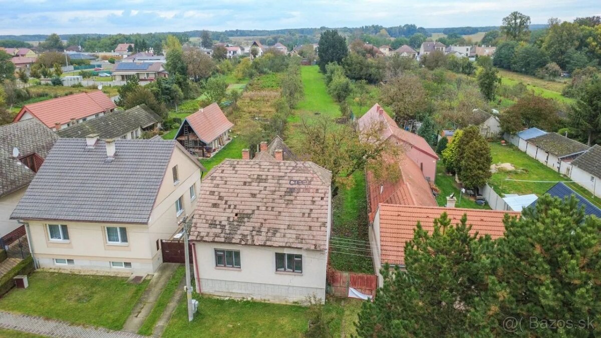 Pozemok s pôvodným domom na zbúranie