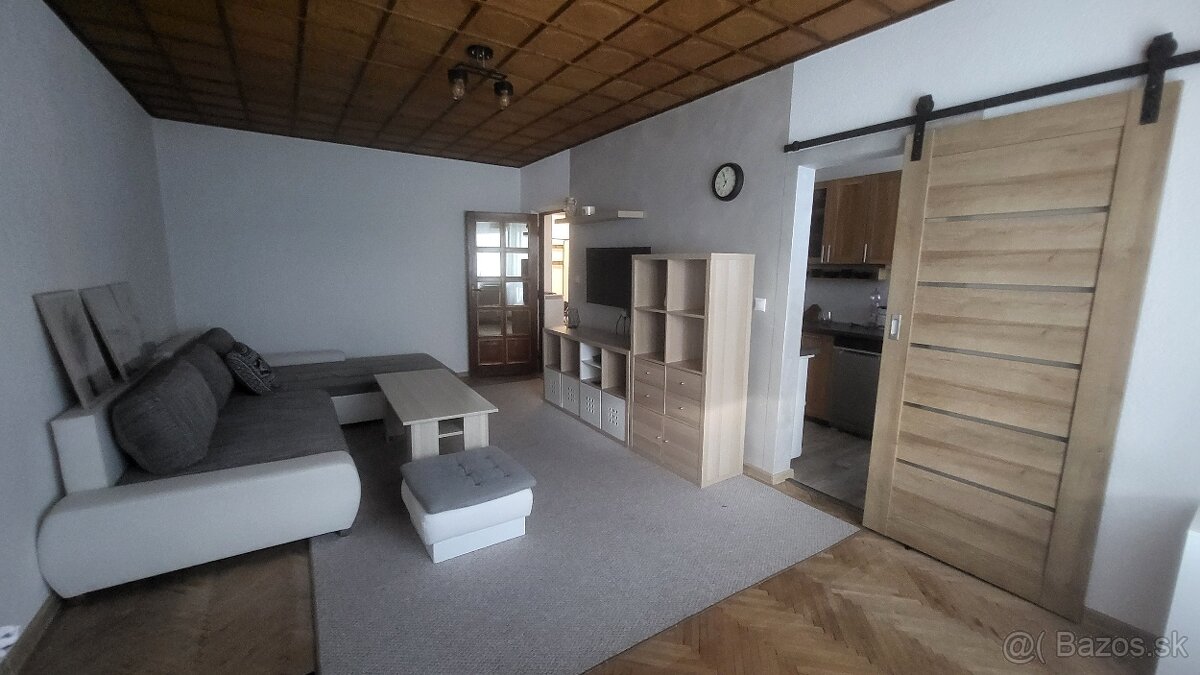 Zariadený veľký byt v centre Krásna nad Kysucou