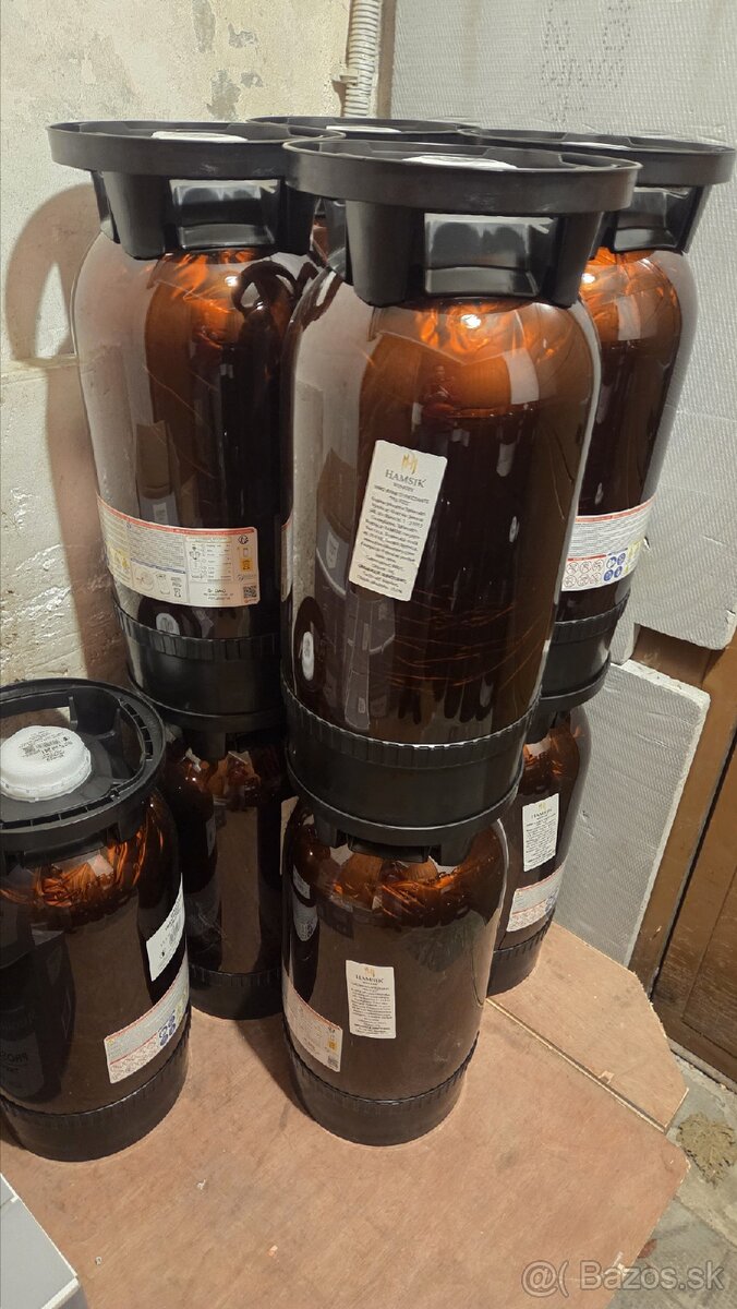 Darujem 30 kusov plastový keg 20 L