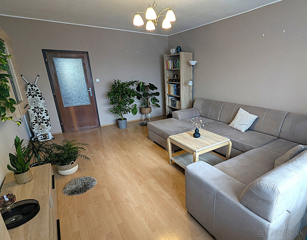 Priestranný 3 izbový, Ťahanovce, Bukurešťská, Lo, rekonšt.