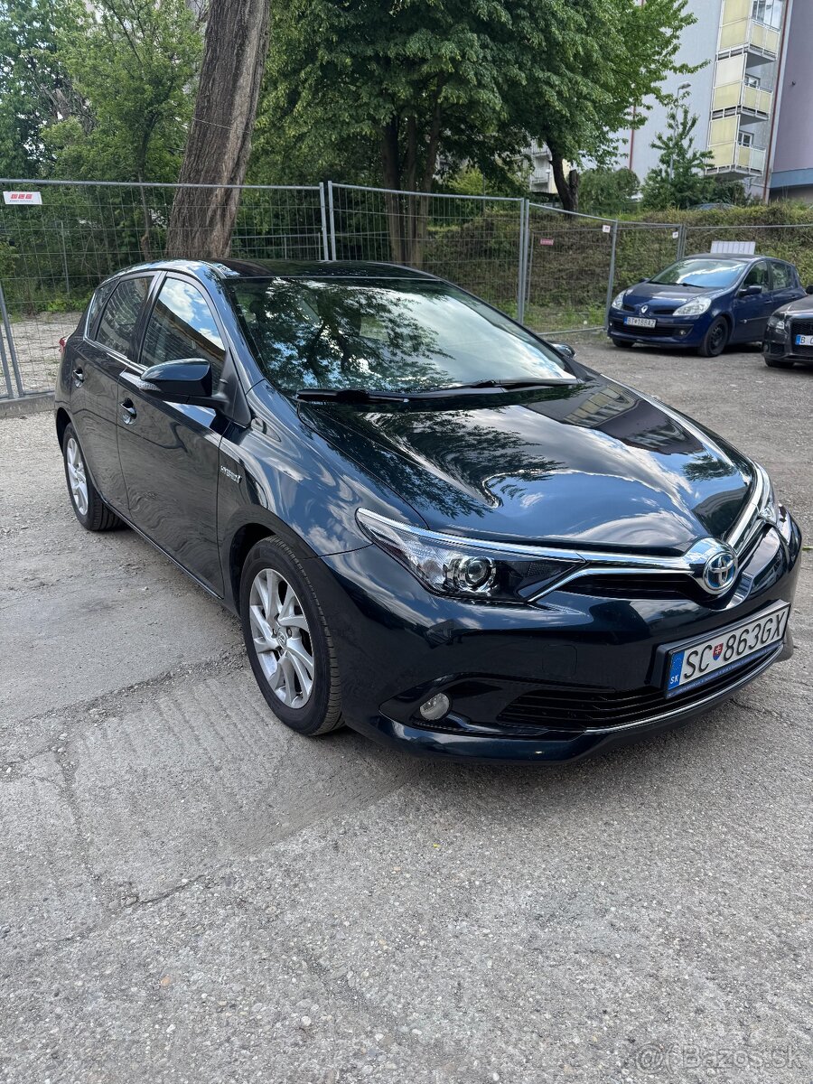 TOYOTA AURIS 1,8 VVT-I HEBRIT
